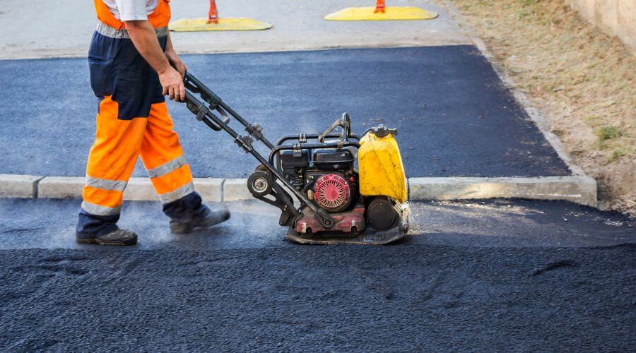 Professional gutter cleaning in Negaunee, MI